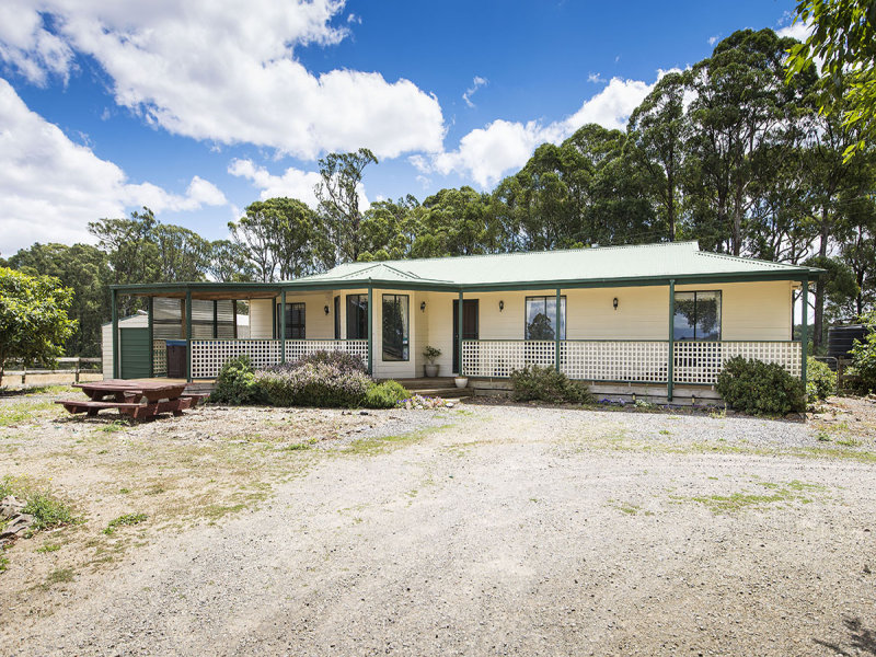 10 POWERS ROAD`, Kinglake, Vic 3763 - Property Details