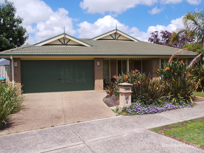 5 Hollington Way, Berwick, Vic 3806 Property Details