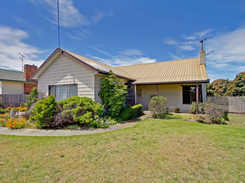 2 Buckley Street, Sale, Vic 3850 Property Details