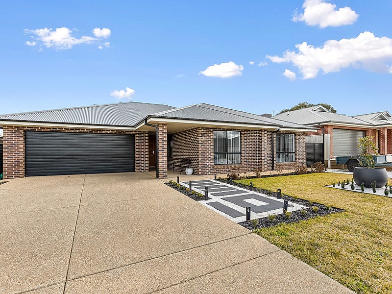 7 Jimberoo Loop, Gobbagombalin, NSW 2650 - realestate.com.au