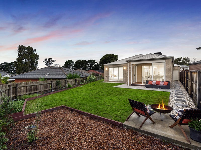 18 Earlswood Place, Lilydale, VIC 3140