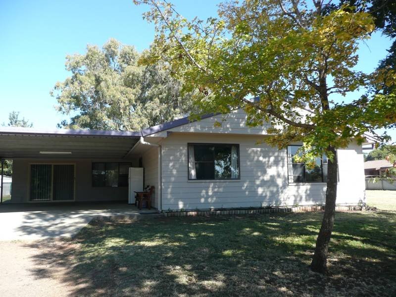 165 Little Bloomfield Street, Gunnedah, NSW 2380 Property Details