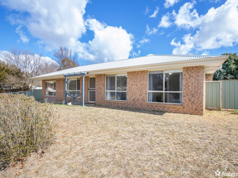 8 Glendower Close, Armidale, NSW 2350