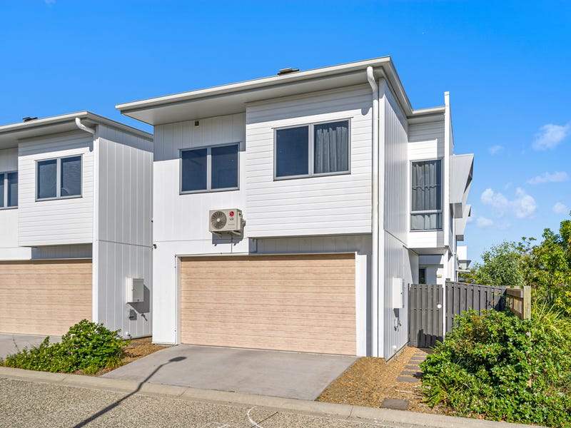 15 Captain Avenue, Newport, QLD 4020