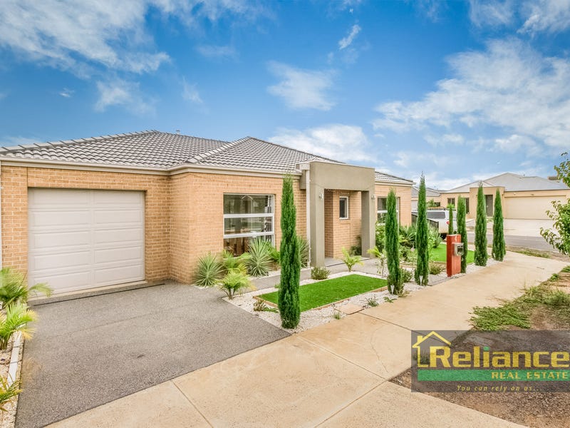 4 Maryann Way, Tarneit, Vic 3029 Property Details