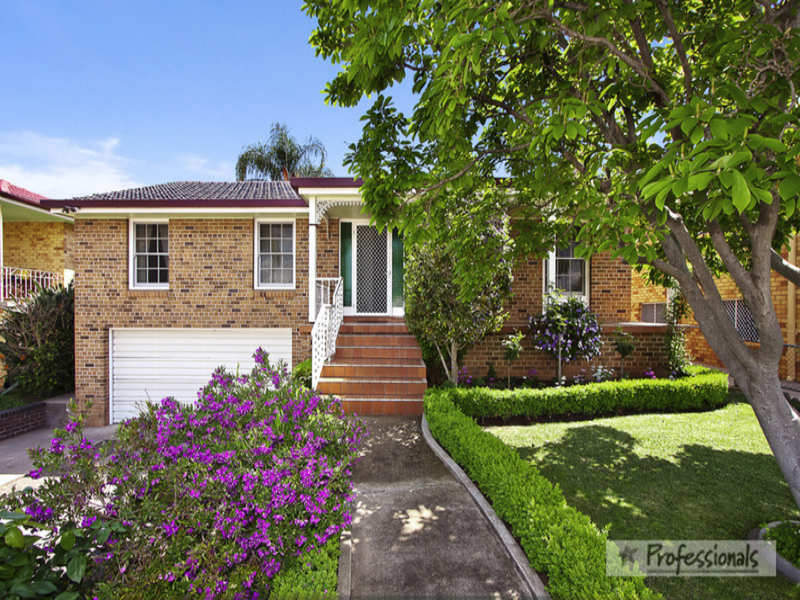 12 McRae Street, Tamworth, NSW 2340 Property Details