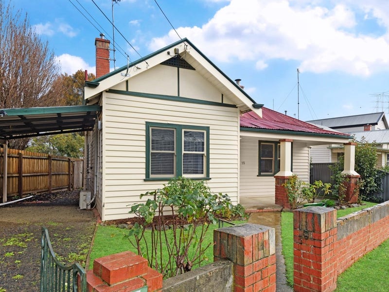 15 Rowe Street, Ballarat East, VIC 3350