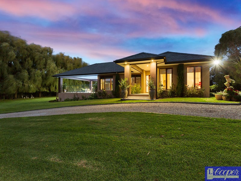 231 Baxtertooradin Road, Baxter, VIC 3911