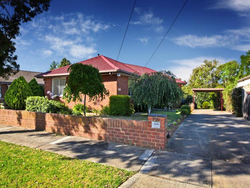 28 Cavendish Drive, Deer Park, VIC 3023 - realestate.com.au