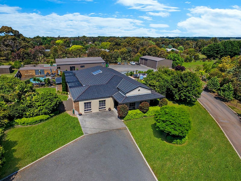 9 Kiaman Close, Bushfield, Vic 3281 Property Details