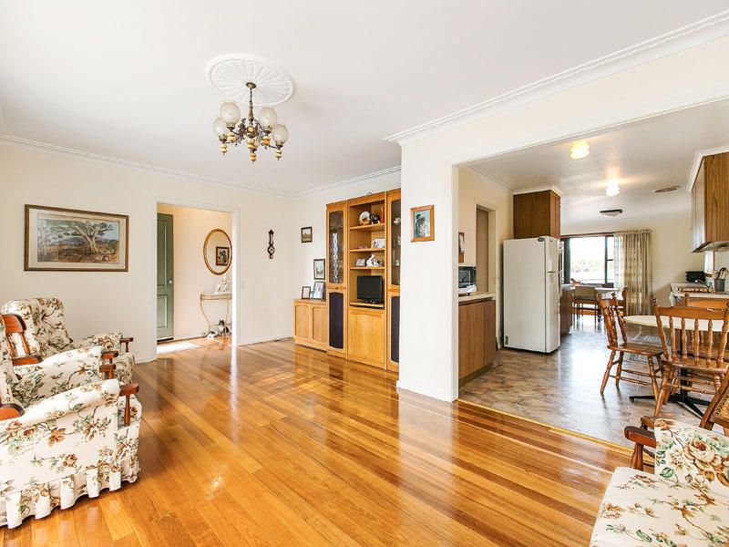 16 Kayden Street, Cheltenham, Vic 3192 Property Details