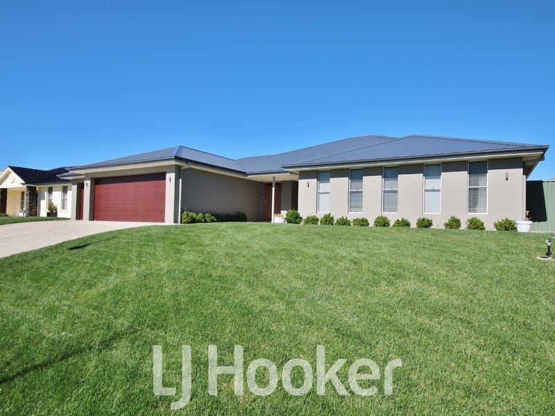 42 Westbourne Drive, Llanarth, NSW 2795 Property Details