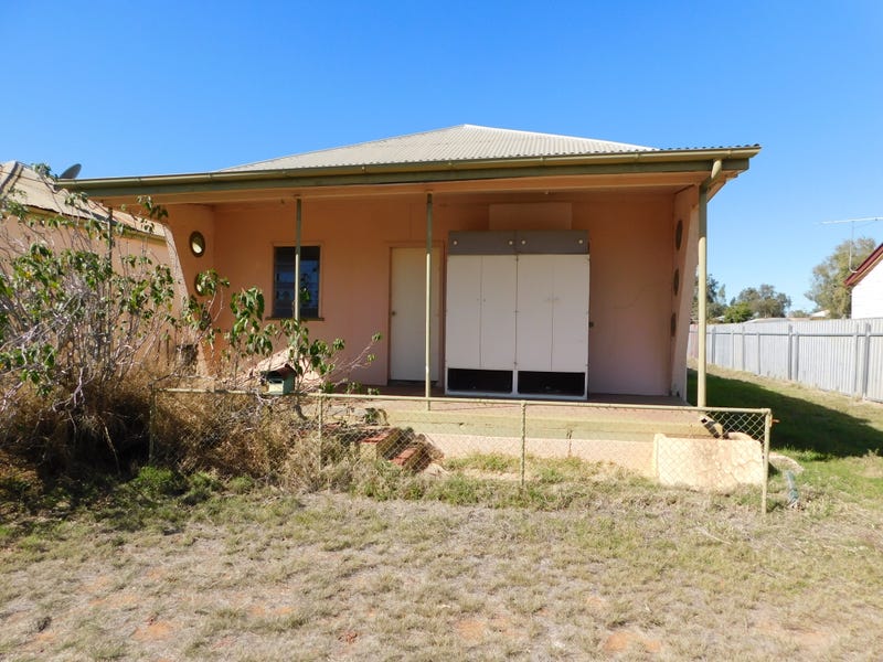 102 Edward Street, Charleville, Qld 4470 Property Details