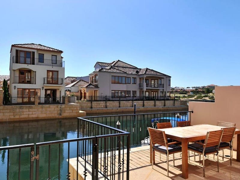 62/18 Port Quays, Wannanup, WA 6210 Property Details