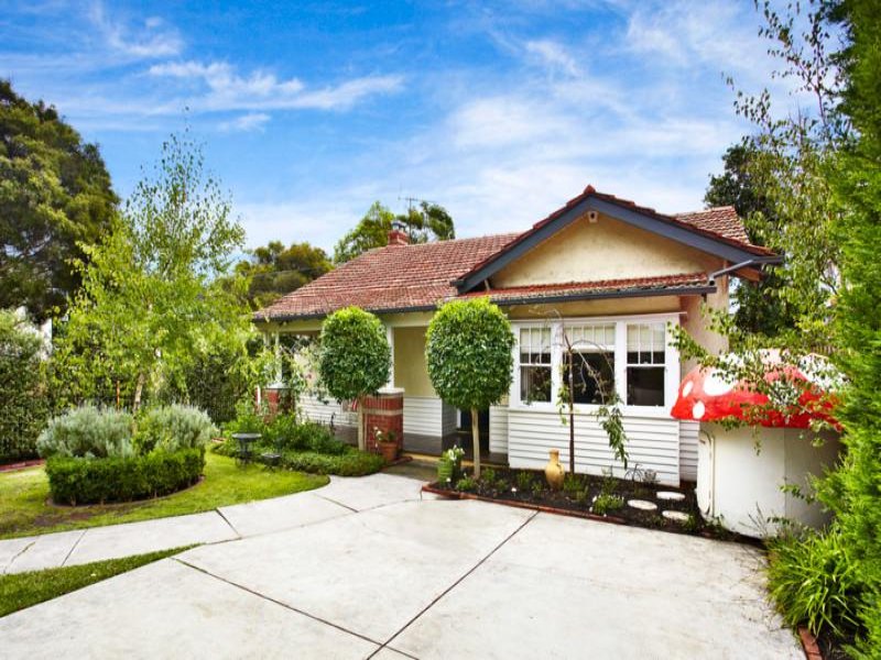 49 Linacre Road, Hampton, VIC 3188