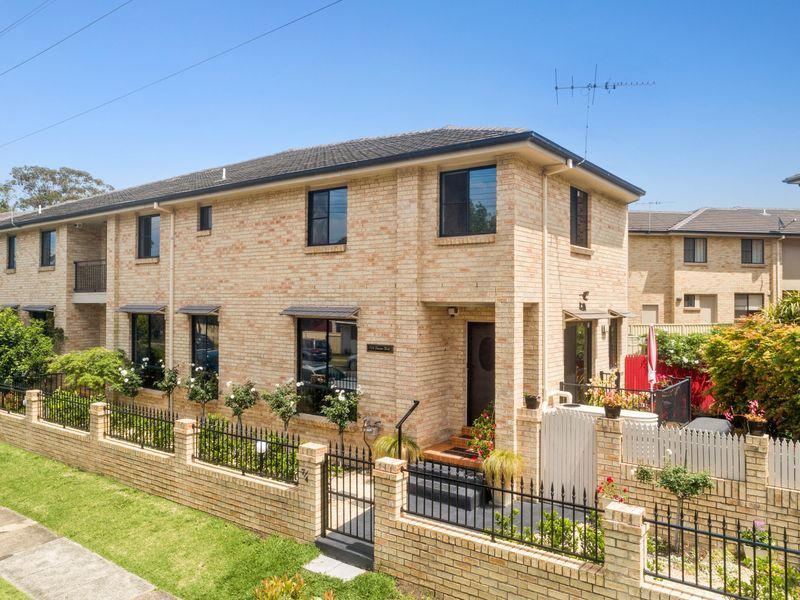 7/4 Denison Street, Wollongong, NSW 2500