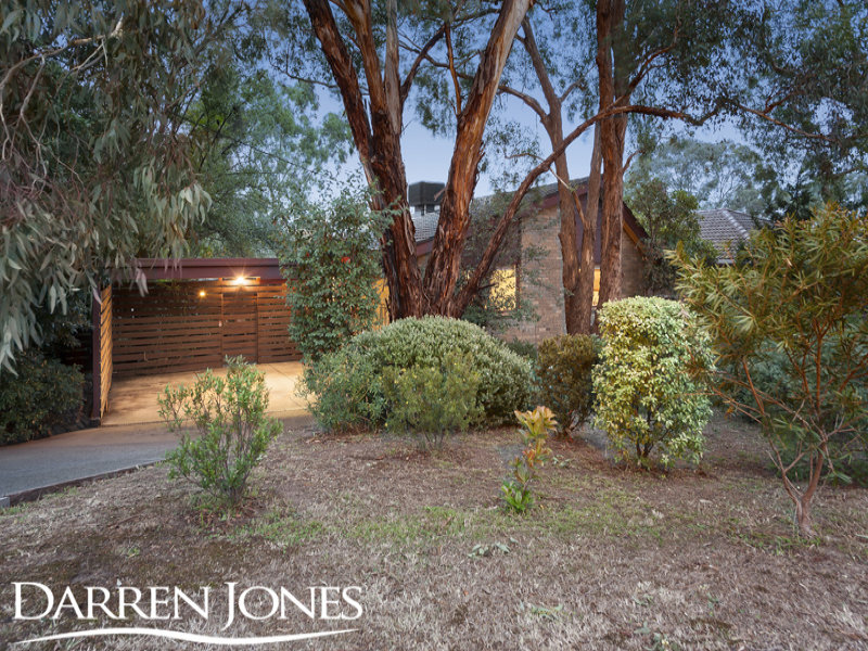 65 Pinehills Drive, Greensborough, VIC 3088