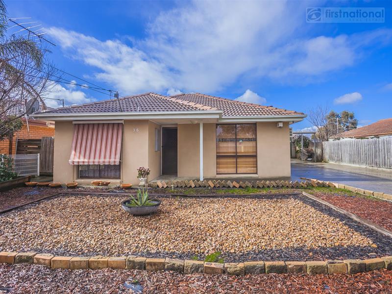 36 Malmsbury Drive, Meadow Heights, VIC 3048