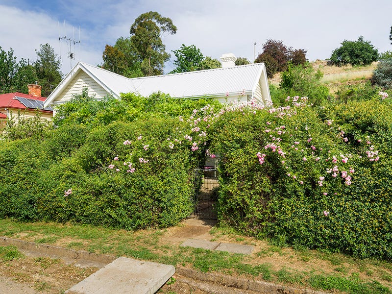 53 Gingell Street, Castlemaine, Vic 3450 Property Details