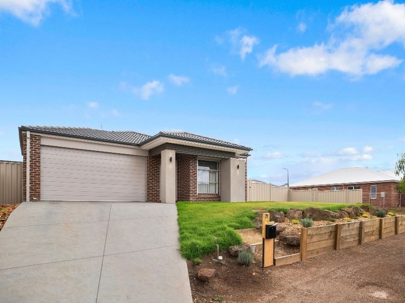 71 Fitzroy Street, Darley, Vic 3340 Property Details