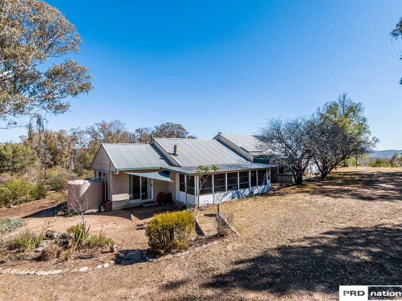 1524 New England Gully Road, Moonbi, NSW 2353