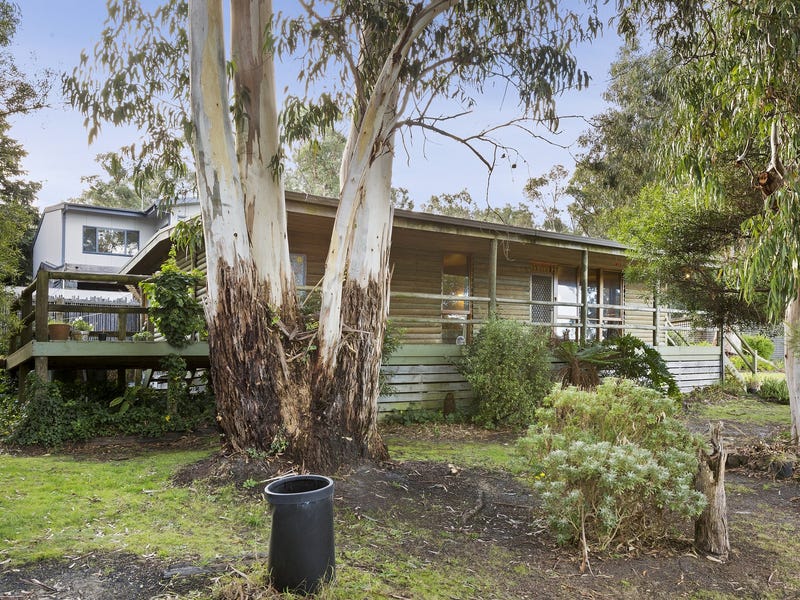 39 Howard Street, Lorne, Vic 3232 Property Details