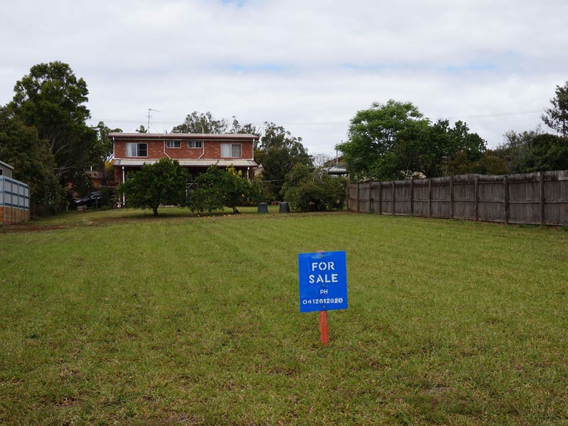 16 Armstrong Street, Atherton, QLD 4883