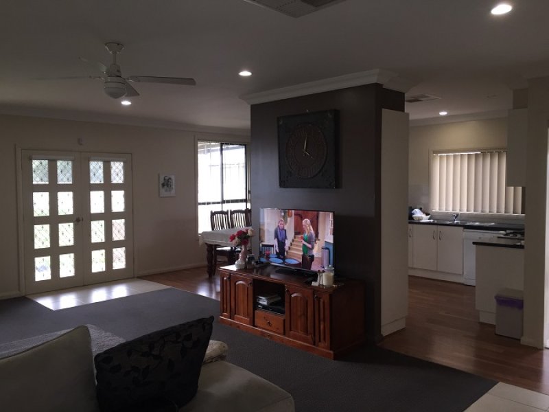 7 Wattle Street, Hanwood, NSW 2680