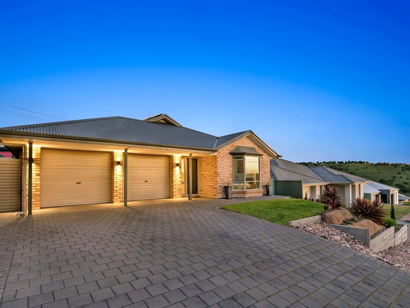 13 Bradbury Court, Hallett Cove, SA 5158