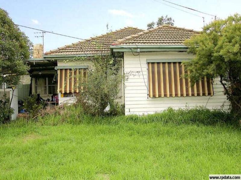 5 Almond Avenue, Brooklyn, Vic 3012 Property Details