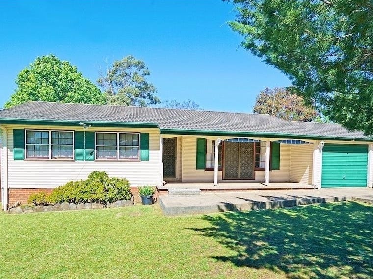 30 Alliott Street, Bradbury, NSW 2560 Property Details