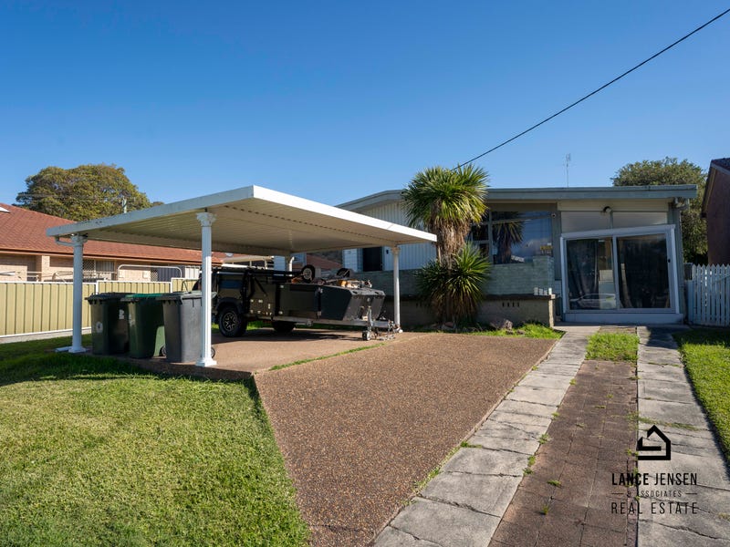 20 Floraville Road, Belmont North, NSW 2280