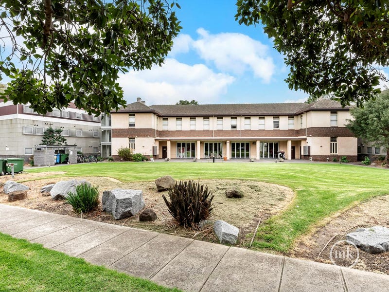 61B/116130 Main Drive, Macleod, Vic 3085 Property Details