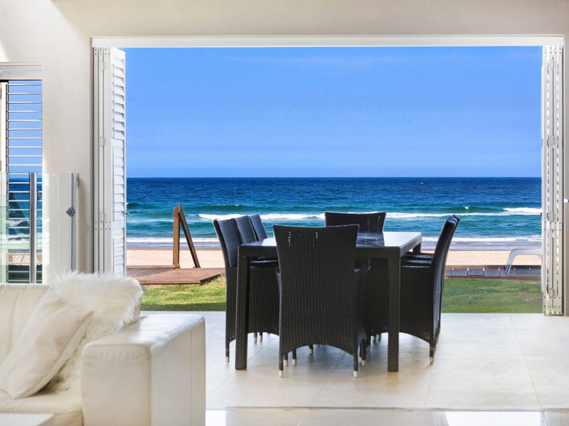 129 Jefferson Lane, Palm Beach, Qld 4221