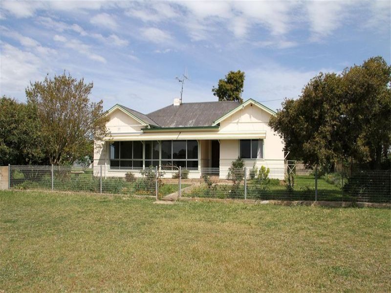 87 Yass Valley Way, Yass, NSW 2582 Property Details