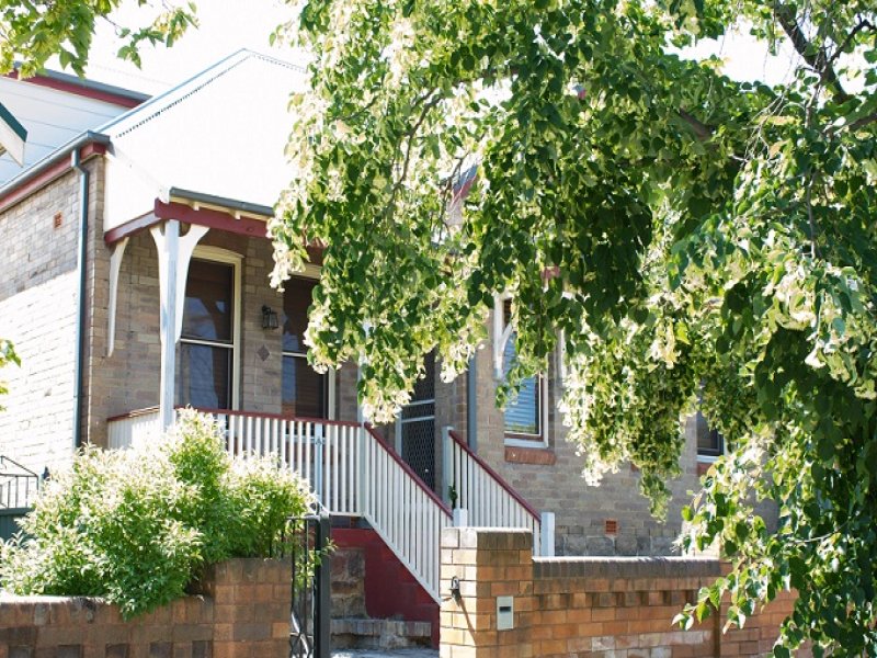 7 Laurence Street, Lithgow, NSW 2790 Property Details