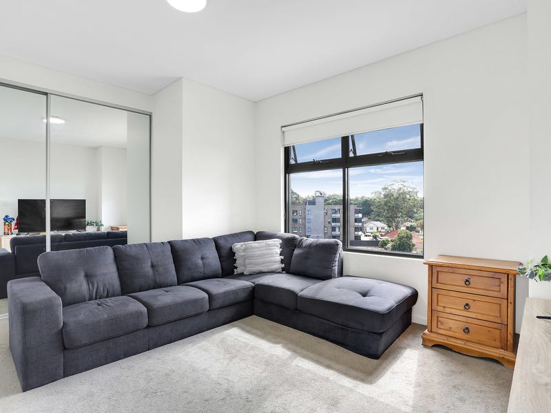 301/42 Toongabbie Road, Toongabbie, NSW 2146 Property Details