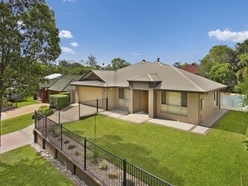 8 Jacksonia Drive, Seventeen Mile Rocks, QLD 4073