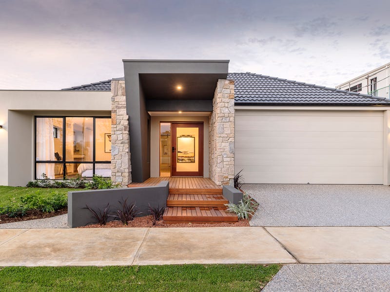 16 Crimson Boulevard, Forrestfield, WA 6058
