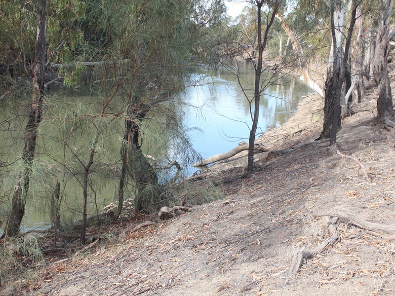 6523 Swan Hill Road, Moulamein, NSW 2733