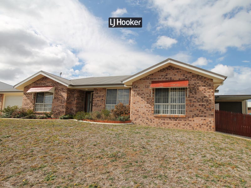 11 Kingfisher Drive, Inverell, NSW 2360