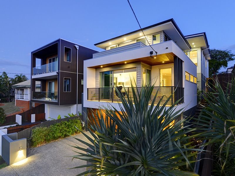 37 Sydney Avenue, Camp Hill, QLD 4152