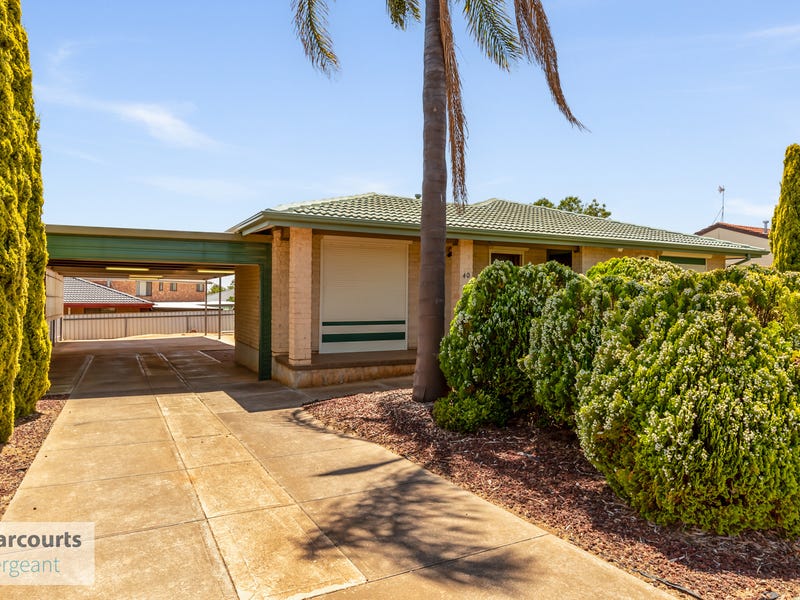 40 California Avenue, Craigmore, SA 5114