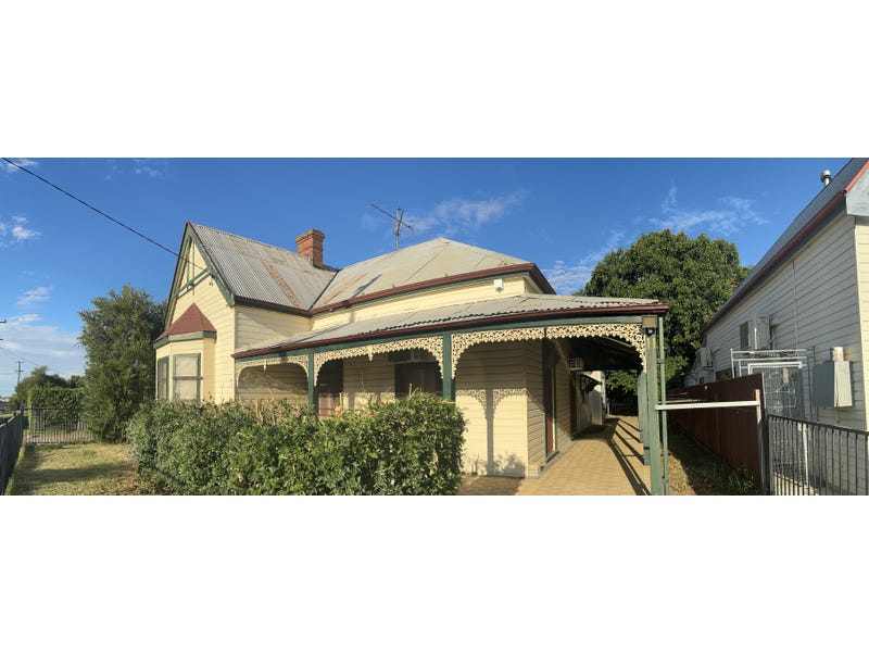 11 Sturt Street, Bourke, NSW 2840 House for Sale