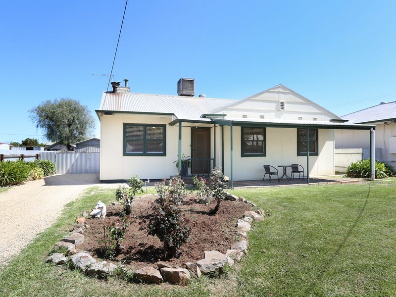 83 Torrens Road, Riverton, SA 5412