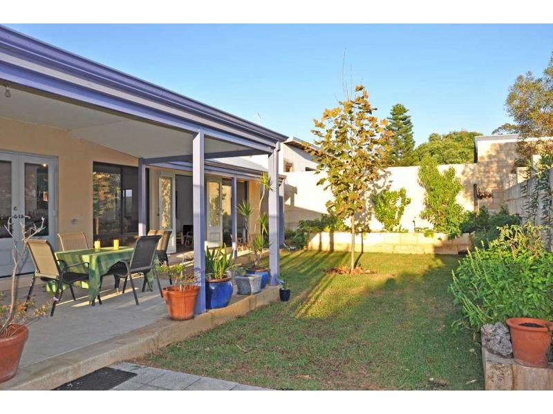 17A Snook Crescent, Hilton, WA 6163 Property Details