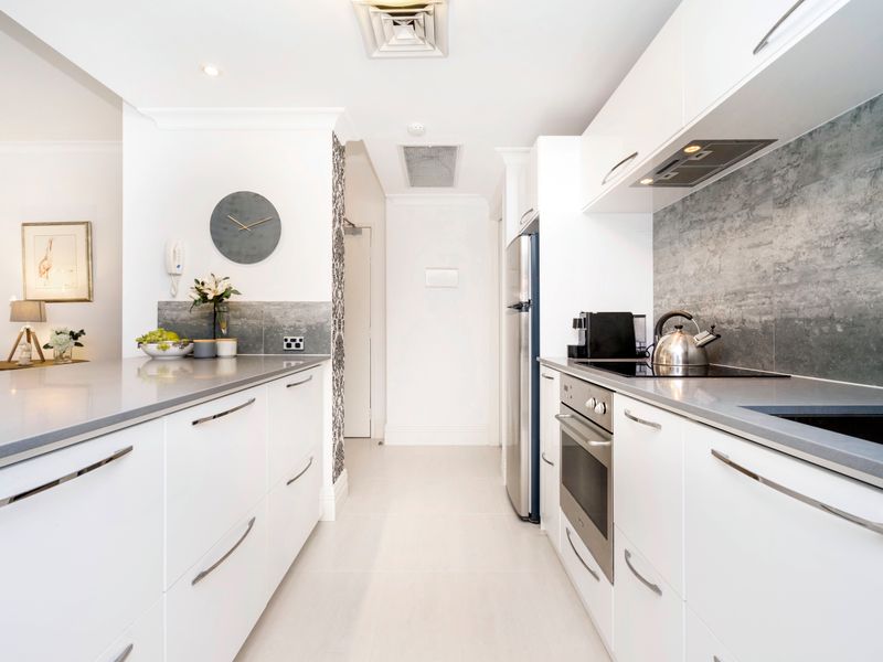 16/8 Bay Road, Claremont, WA 6010