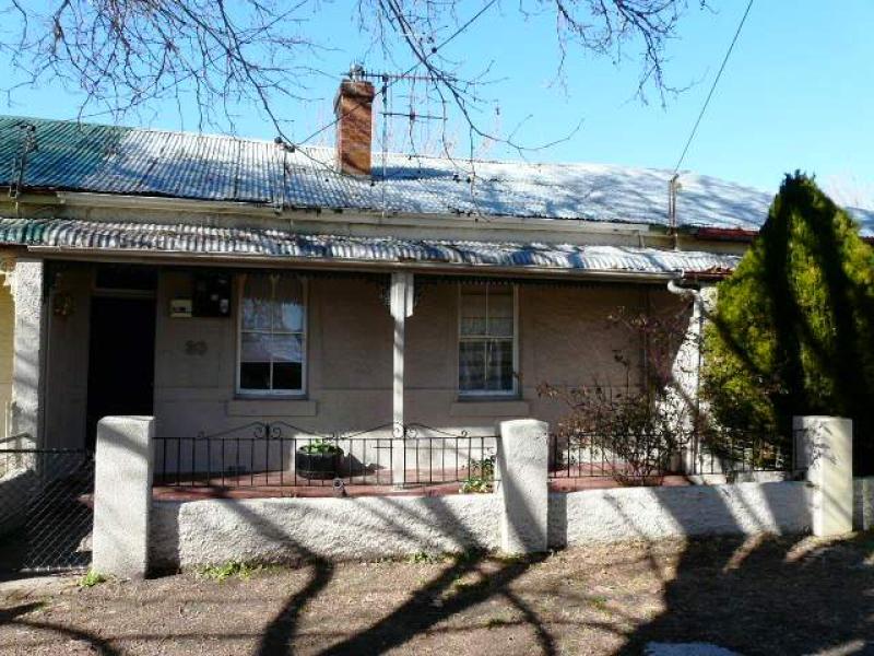 30 Seymour Street, Bathurst, NSW 2795 Property Details