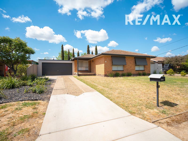 11 Geneva Cres, Lake Albert, NSW 2650