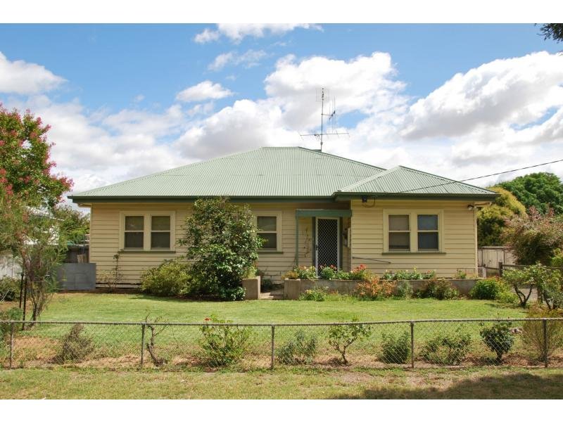 19 Lisfarron Avenue, Cobram, Vic 3644 Property Details